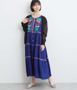 アリ刺繍ティアードワンピース