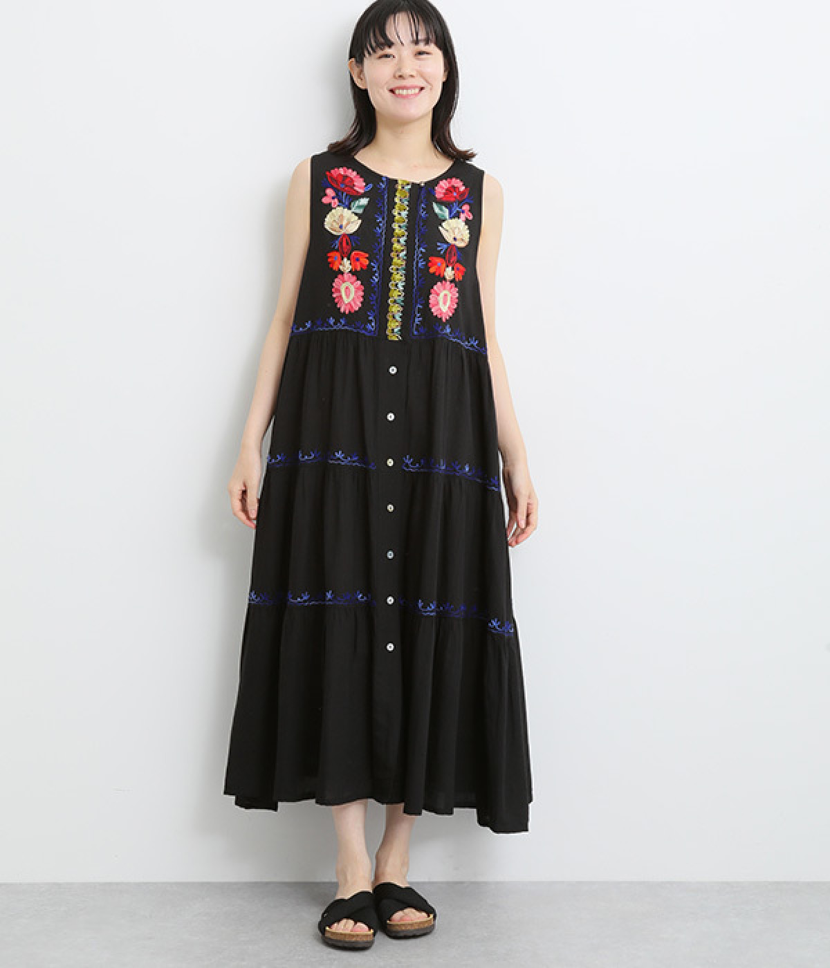 アリ刺繍ティアードワンピース(ブラック-ONESIZE)