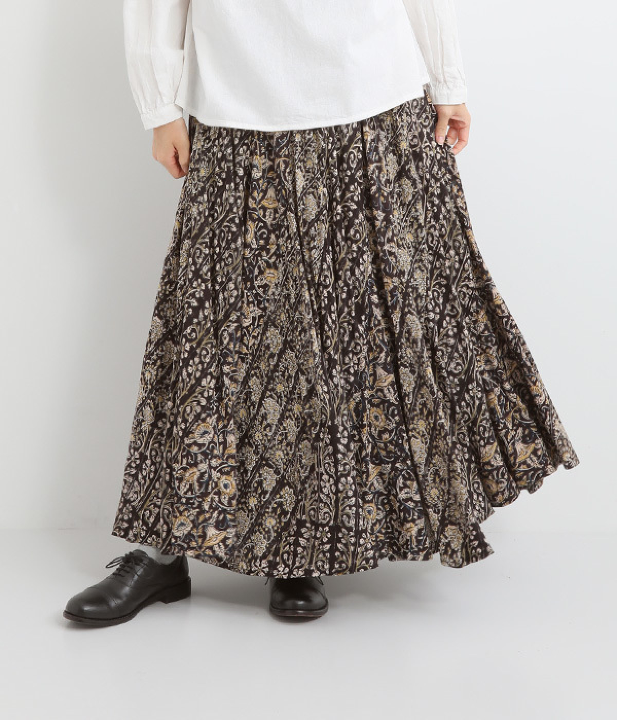 レーヨンカラムカリエスカルゴスカート(ブラック-ONESIZE)