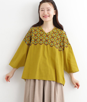 ラクノウ刺繍プルオーバー