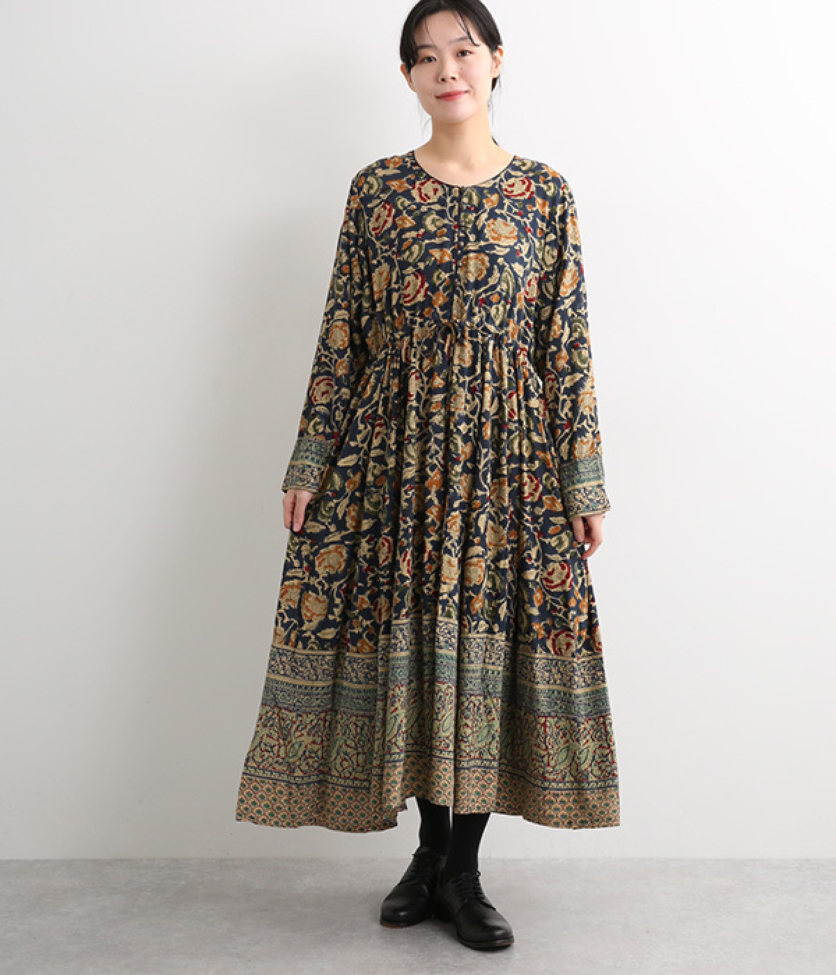 レーヨンフラワープリントワンピース(ブルー-ONESIZE)