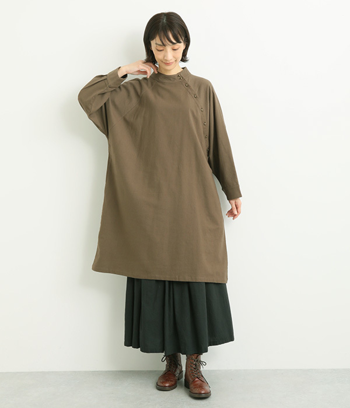 無地裏起毛ワンピース(カーキ-ONESIZE)