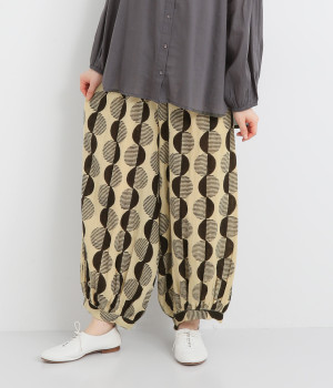 コットンドットブロックプリントバルーンパンツ(ブラック-ONESIZE)