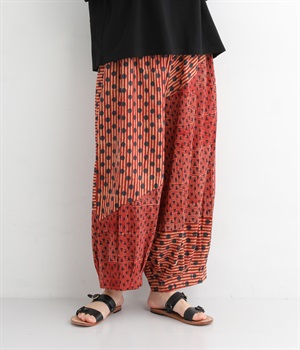 まる三角ストライププリントパンツ(レッド-ONESIZE)