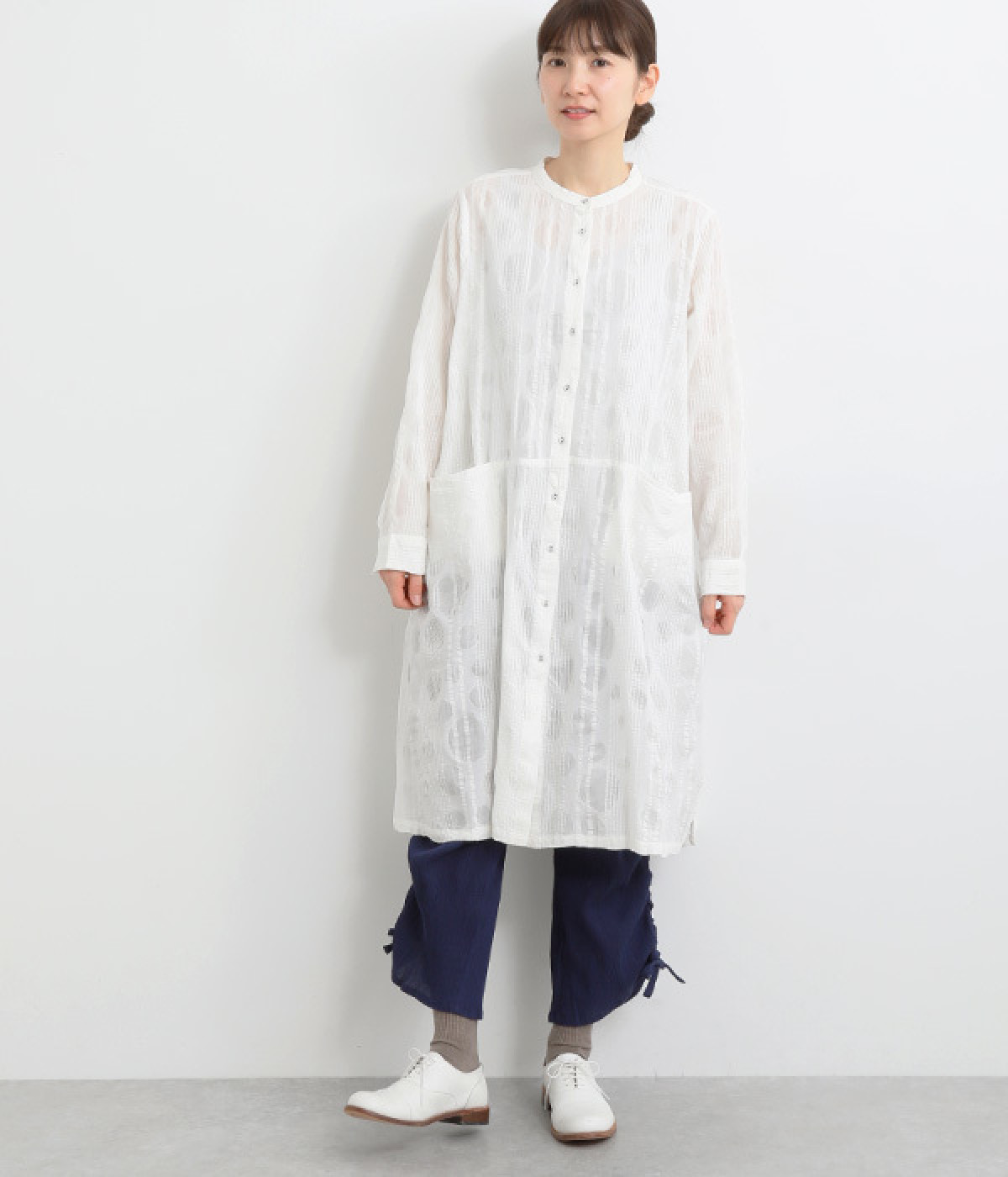 コットンドットエンボスチュニックワンピース(ホワイト-ONESIZE)