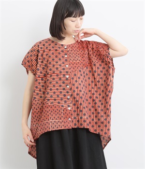 まる三角ストライププリントブラウス(レッド-ONESIZE)