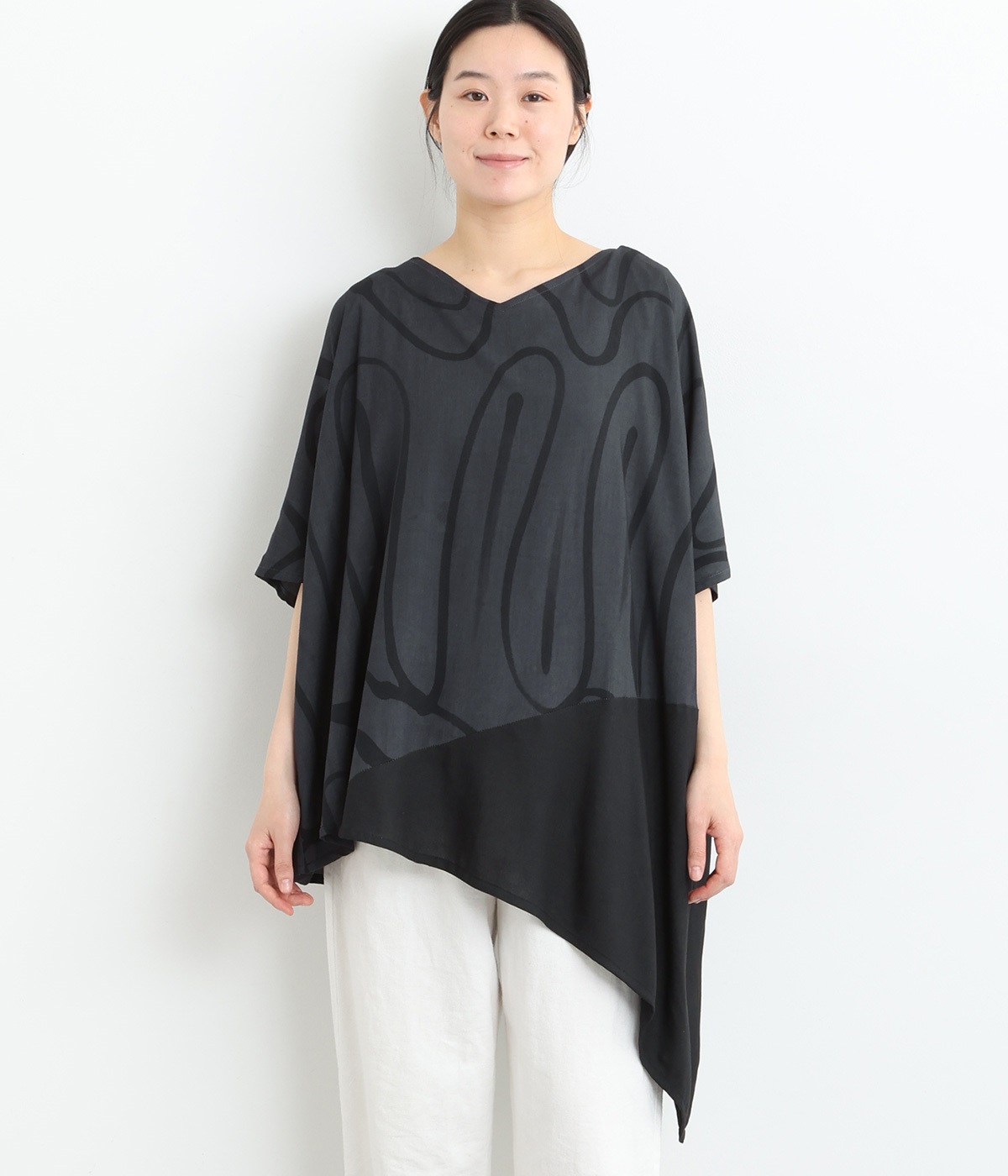 レーヨン迷路ハンドブラッシングプルオーバー(グレー-ONESIZE)