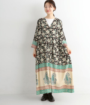 フラワーペイズリープリントワンピース(ブラック-ONESIZE)