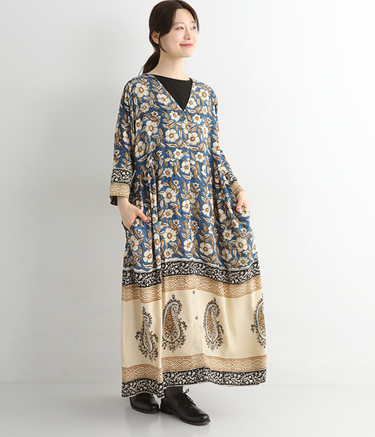 フラワーペイズリープリントワンピース(ブルー-ONESIZE)