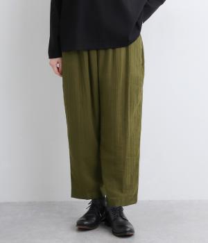 ストライプ×サテンパンツ