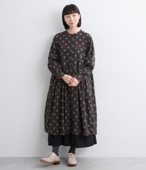 ステッチ×ドットブロックプリントロングワンピース(ブラック-F)