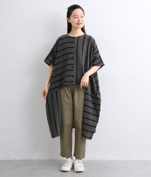 ストライプ織　フロントショートブラウス(ブラック-F)