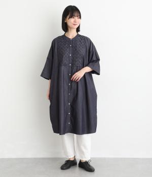 デニム　スモッキングワンピース