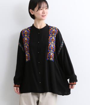 レーヨンアリ刺繍ブラウス（ブラック・F）