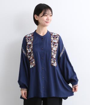 レーヨンアリ刺繍ブラウス（ネイビー・F）