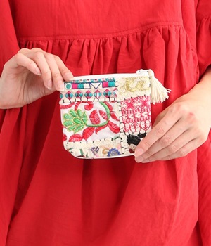 カンバディアパッチ　ティッシュケース付きポーチ(ベージュ-ONESIZE)