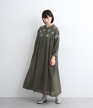 【Shanti Shanti】コットンスラブプリクラーサシャツワンピース(チャコール-ONESIZE)