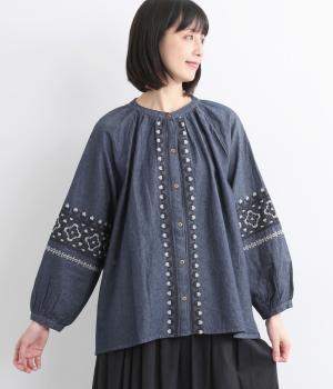 コットンデニムエンブブラウス(ネイビー-ONESIZE)