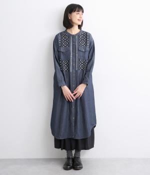 コットンデニムエンブシャツワンピース(ネイビー-ONESIZE)