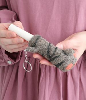 リップクリームホルダー　ネコ肉球(アメショー-F)