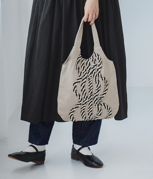 Giant Clam バッグ(ベージュ-ONESIZE)