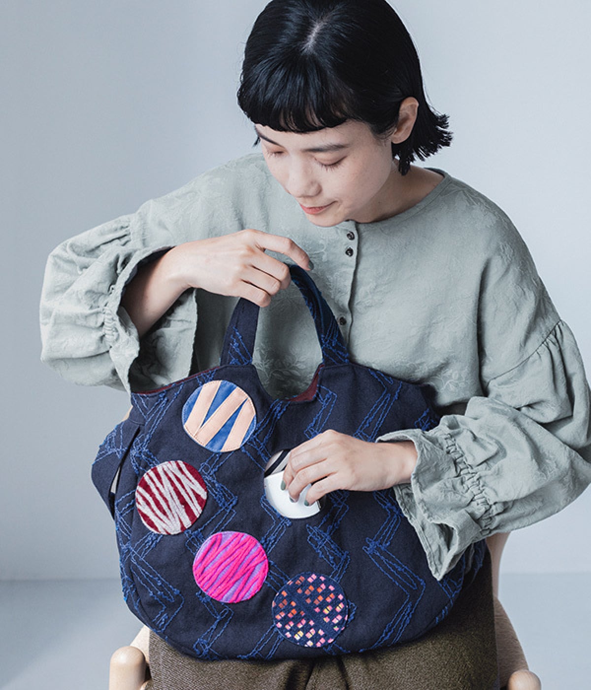 Colourful dots Zomia 2WAY バッグ(ネイビー-ONESIZE)