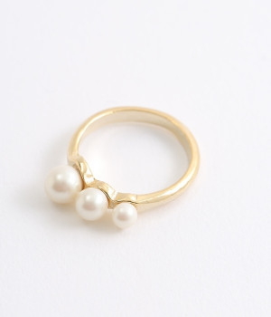 three　point　pearl　リング(ゴールド-ONESIZE)