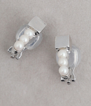 metal cube×three pearls イヤリング(シルバー-ONESIZE)