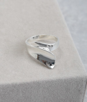 design metal リング