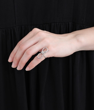 ribbon motif　ピンキーリング