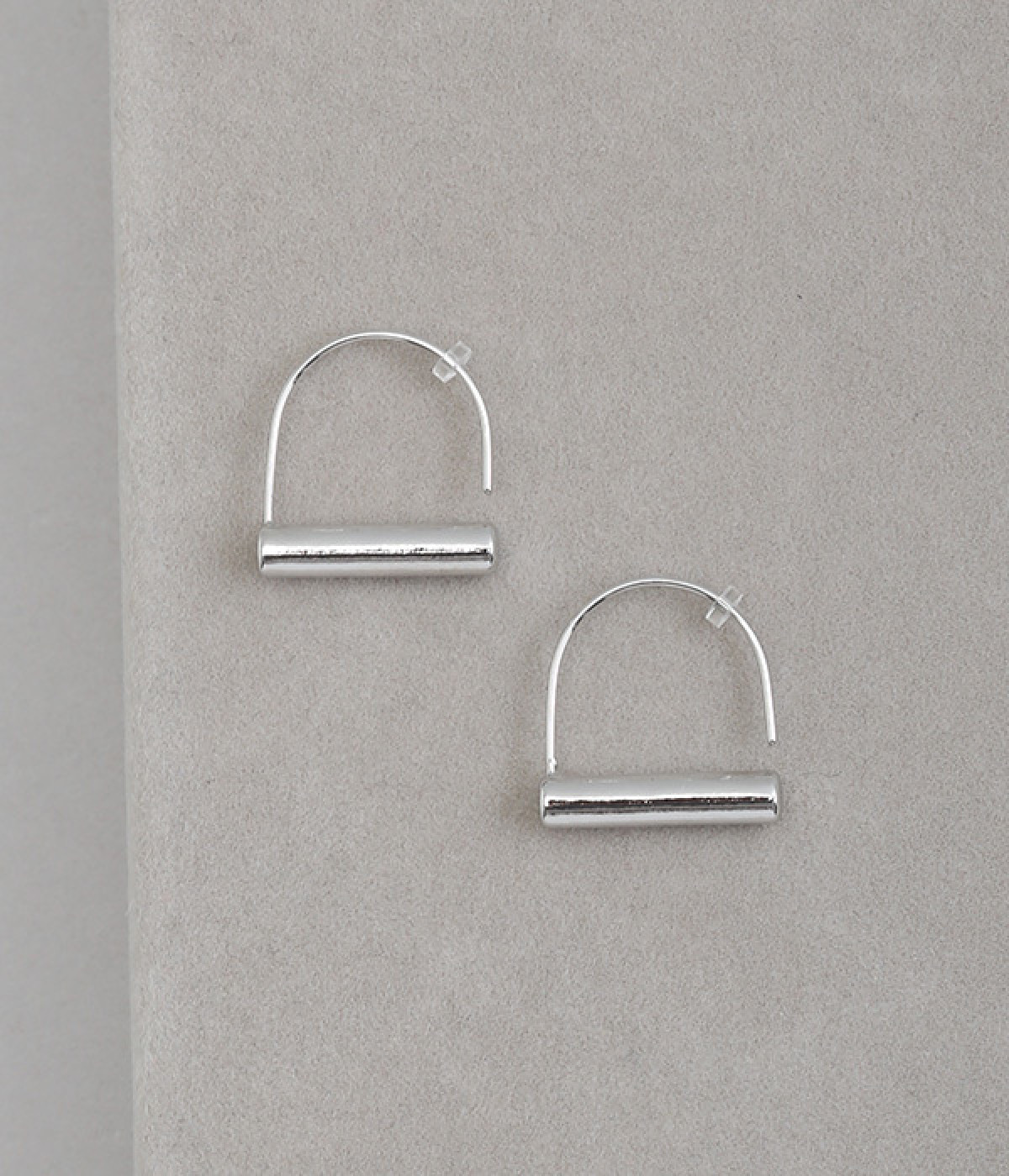 metal ピアス(シルバー-ONESIZE)