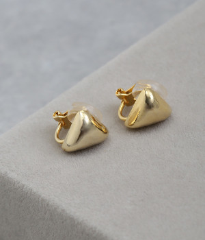 triangle イヤリング(ゴールド-ONESIZE)