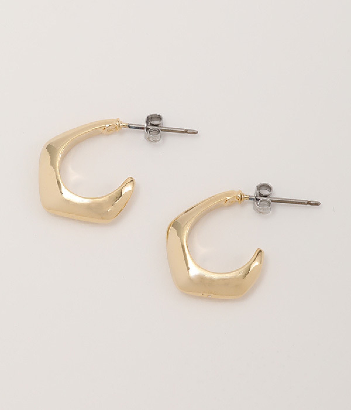 pentagon hoop ピアス(ゴールド-ONESIZE)