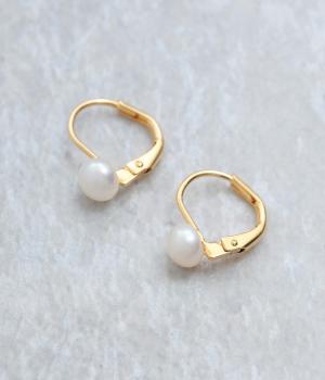 淡水パールピアス