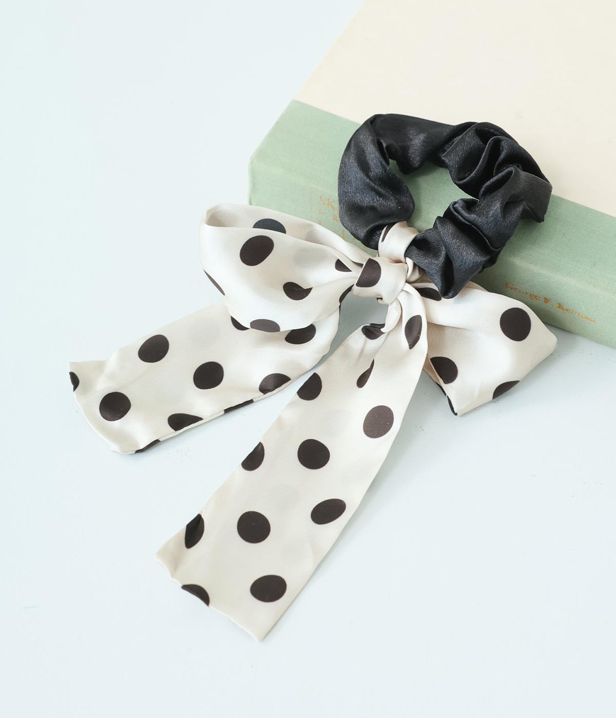 ドットリボン　シュシュ(ホワイト-F)