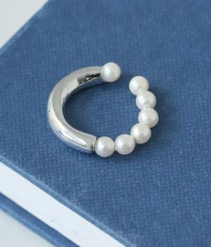 ハーフパール　イヤーカフ