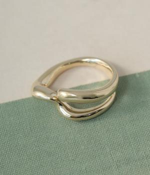 ウェーブライン　リング