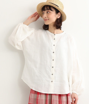 バンドカラーパフ袖 貝釦ブラウス(ホワイト-ONESIZE)