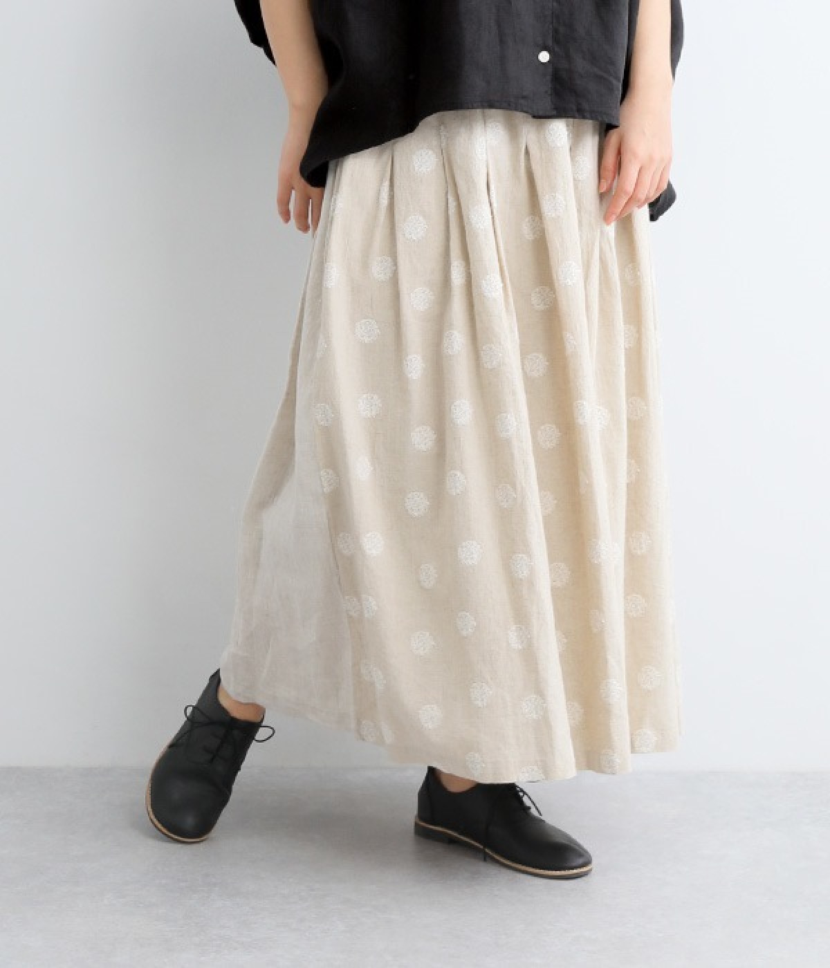 ドットリネン　タックギャザースカート(アイボリー-ONESIZE)