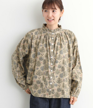 エンジェルソフトプリント 襟フリルドルマン貝釦ブラウス(森柄ベージュ-ONESIZE)