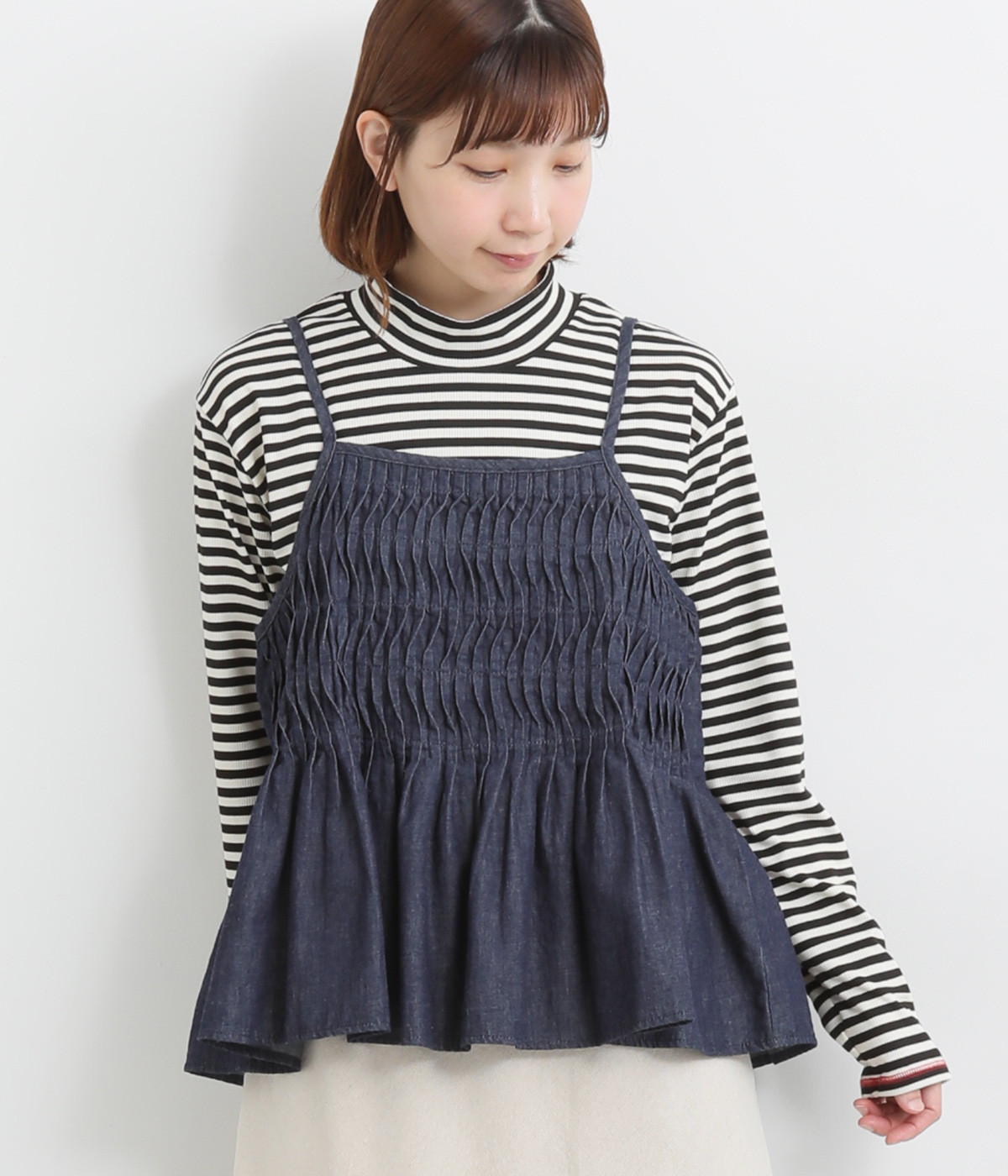 リネンコットンデニム変形ピンタックギャザーキャミブラウス(インディゴ-ONESIZE)