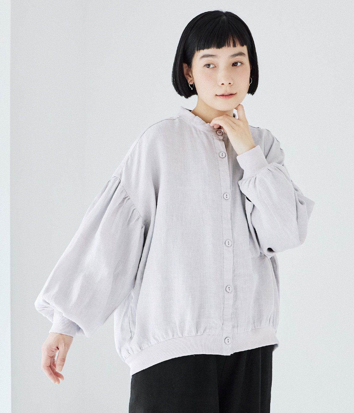 一部別注｜リブ付猫目釦長袖ブラウス(アイスグレー-ONESIZE)