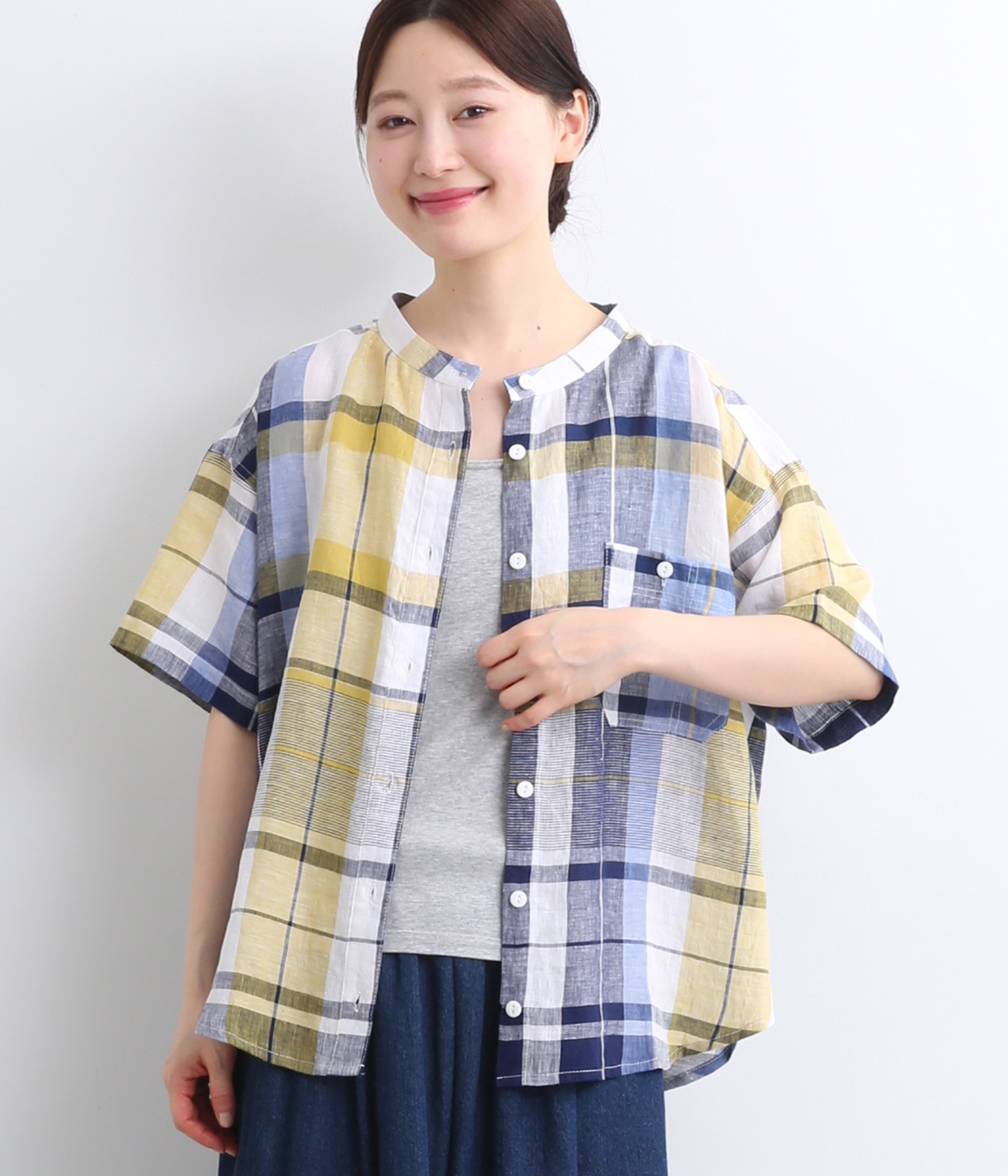 先染リネンチェック柄バンドカラーワンポケ猫目釦半袖シャツ(イエロー×ブルー-ONESIZE)
