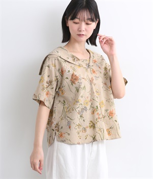 リネンコットンボタニカル柄プリント　ピンタック入りセーラー襟半袖ブラウス(ベージュ-ONESIZE)