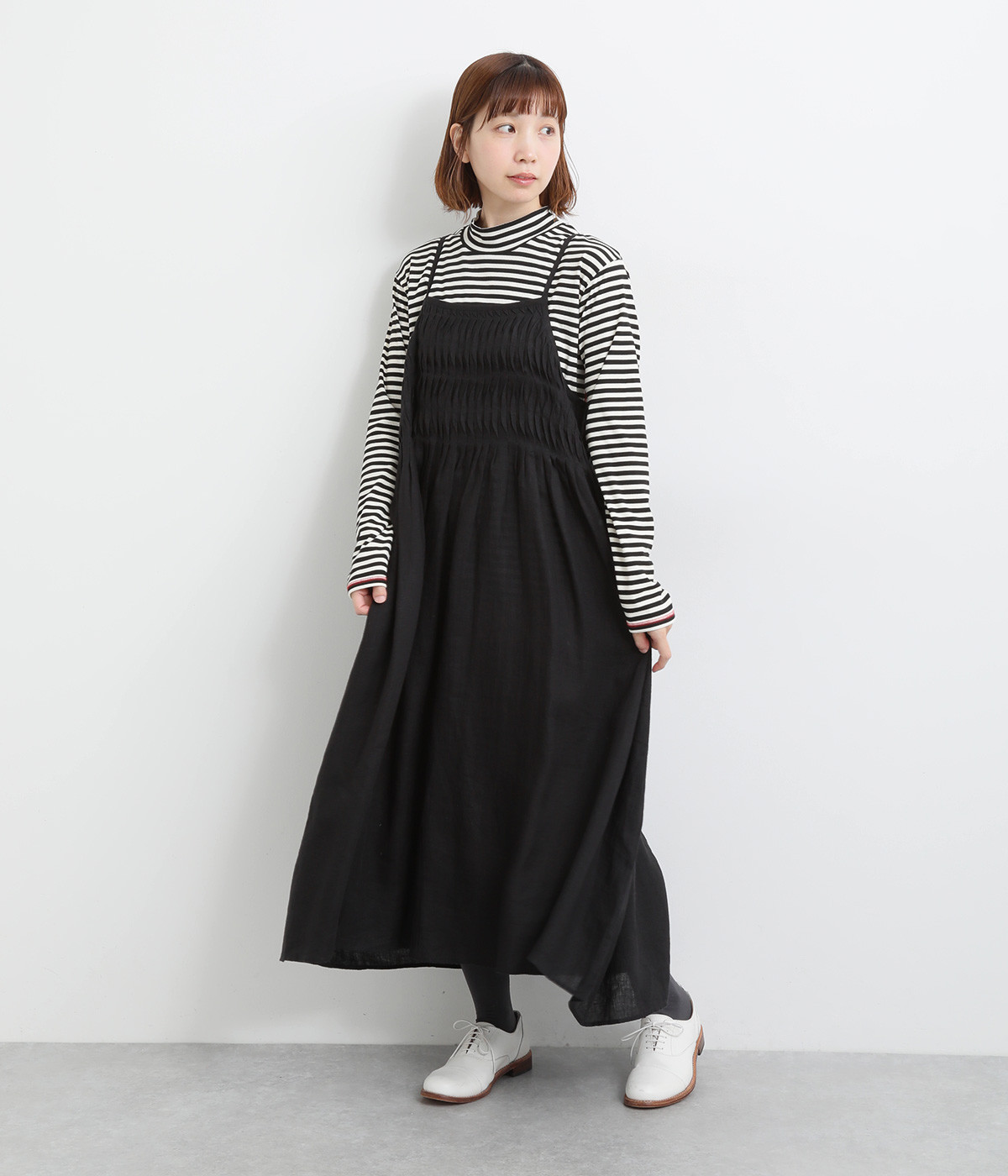 ち*そ様 【1点のみ、補修ありのためお値引き】アンティークの扉のようなキャビネッ アンティークドア加工・復元作業-KEN'ZCAFETOKYO清澄白河店- Office
