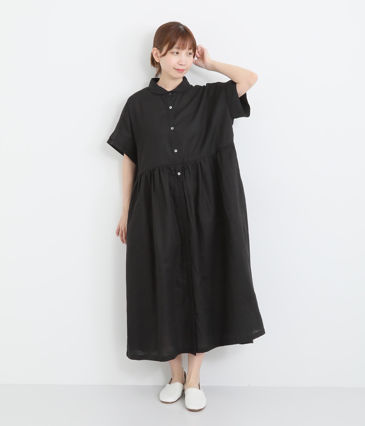 リネン小襟胸切替ギャザー比翼前開二枚袖半袖ワンピース(ブラック-ONESIZE)
