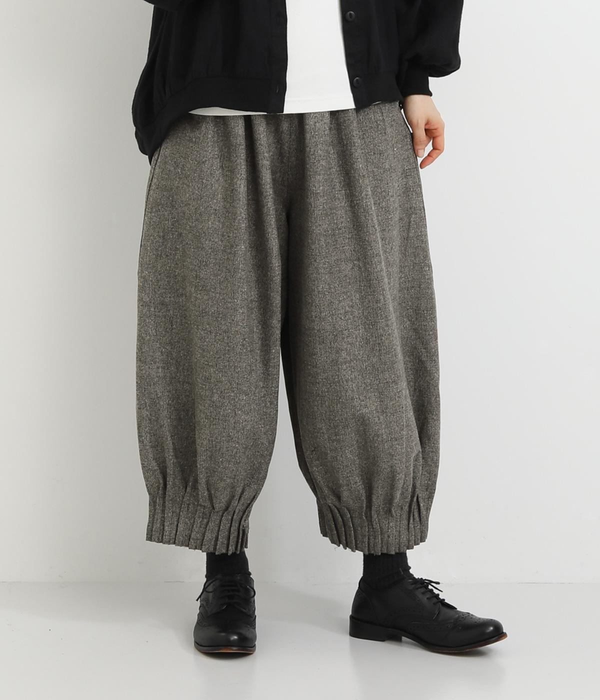 先染めウォッシャブルツイード 裾変形ピンタック加工裏付 ワイドシルエットパンツ(チャコールグレー-F)