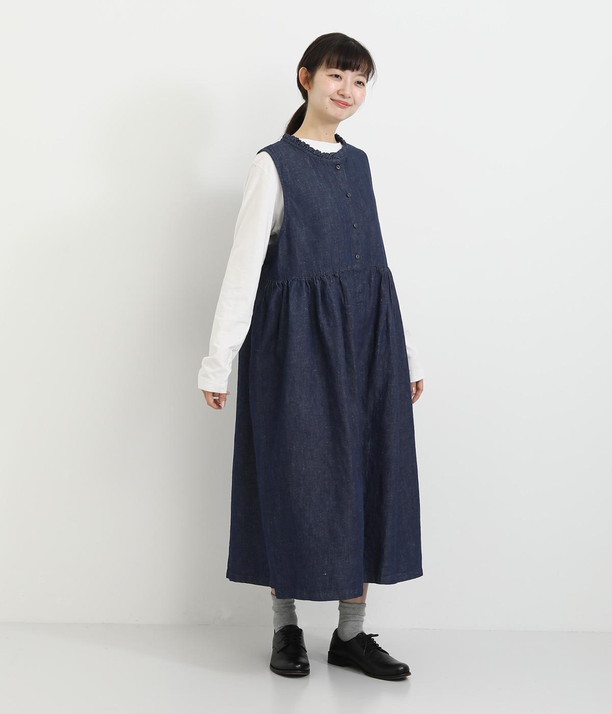 8ozスラブインディゴデニム襟フリル途中比翼ウエストギャザー両サイドポケットノースリーブワンピース(インディゴデニム-F)