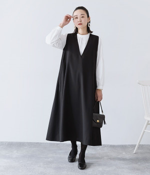 メランジオックスVネックジャンパースカート（ブラック・ONESIZE）