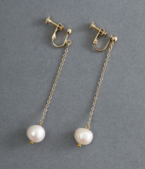 大粒淡水パール イヤリング(アイボリー-ONESIZE)